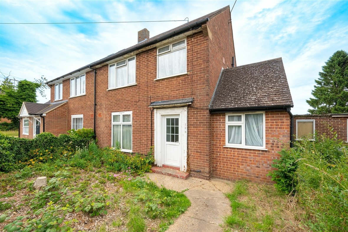 4 Bedroom House For Sale in Cottonmill Lane, St. Albans, Hertfordshire - View 1 - Collinson Hall