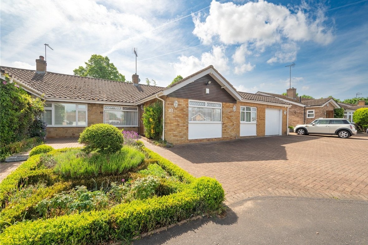 3 Bedroom Bungalow Sold Subject to Contract in Willow Way, St. Albans, Hertfordshire - View 1 - Collinson Hall