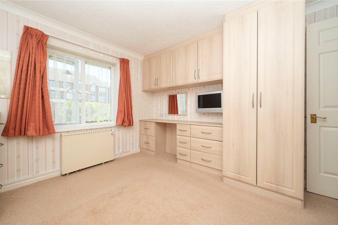 1 Bedroom Apartment Sold Subject to Contract in Davis Court, Marlborough Road, St. Albans - View 4 - Collinson Hall