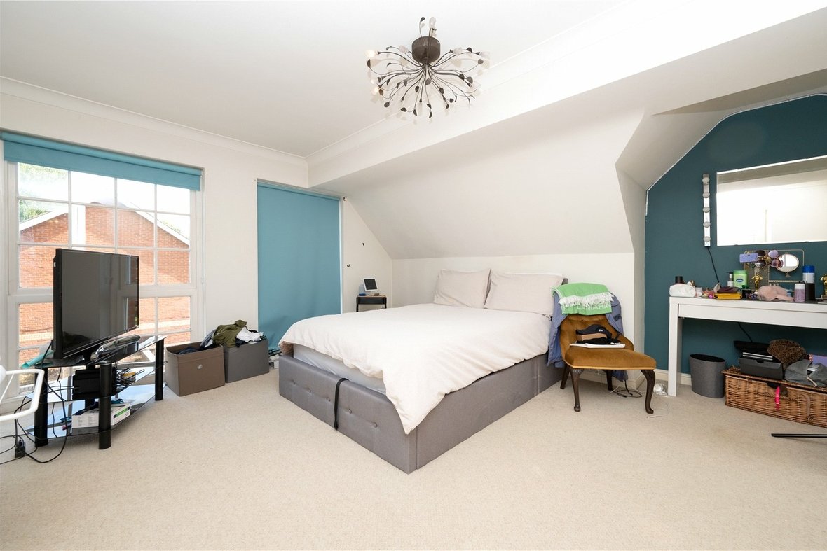 2 Bedroom House For Sale in Old Priory Park, Old London Road, St. Albans, Hertfordshire - View 9 - Collinson Hall