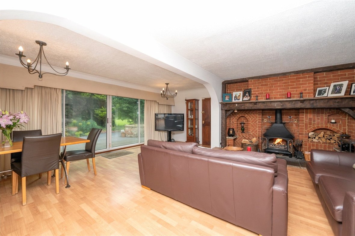 4 Bedroom House For Sale in High Cross, Aldenham, Watford - View 15 - Collinson Hall