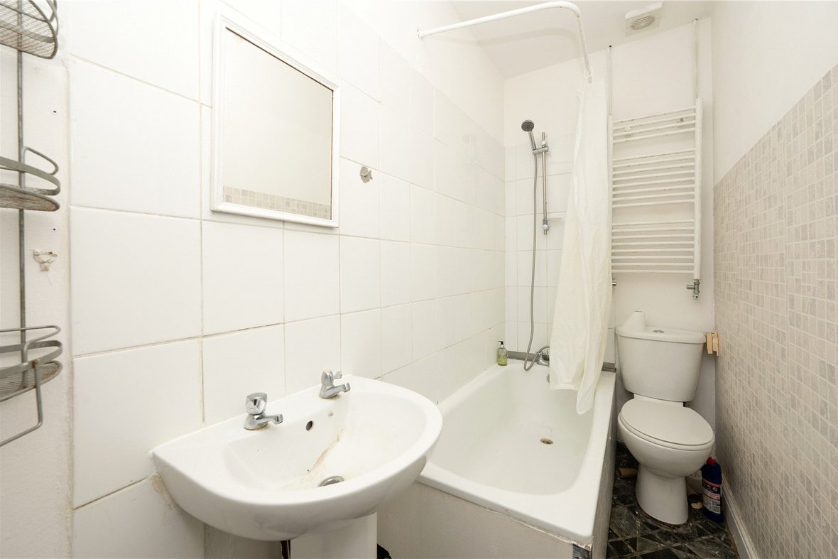 1 Bedroom Apartment Let in London Road, St. Albans, Hertfordshire - View 6 - Collinson Hall