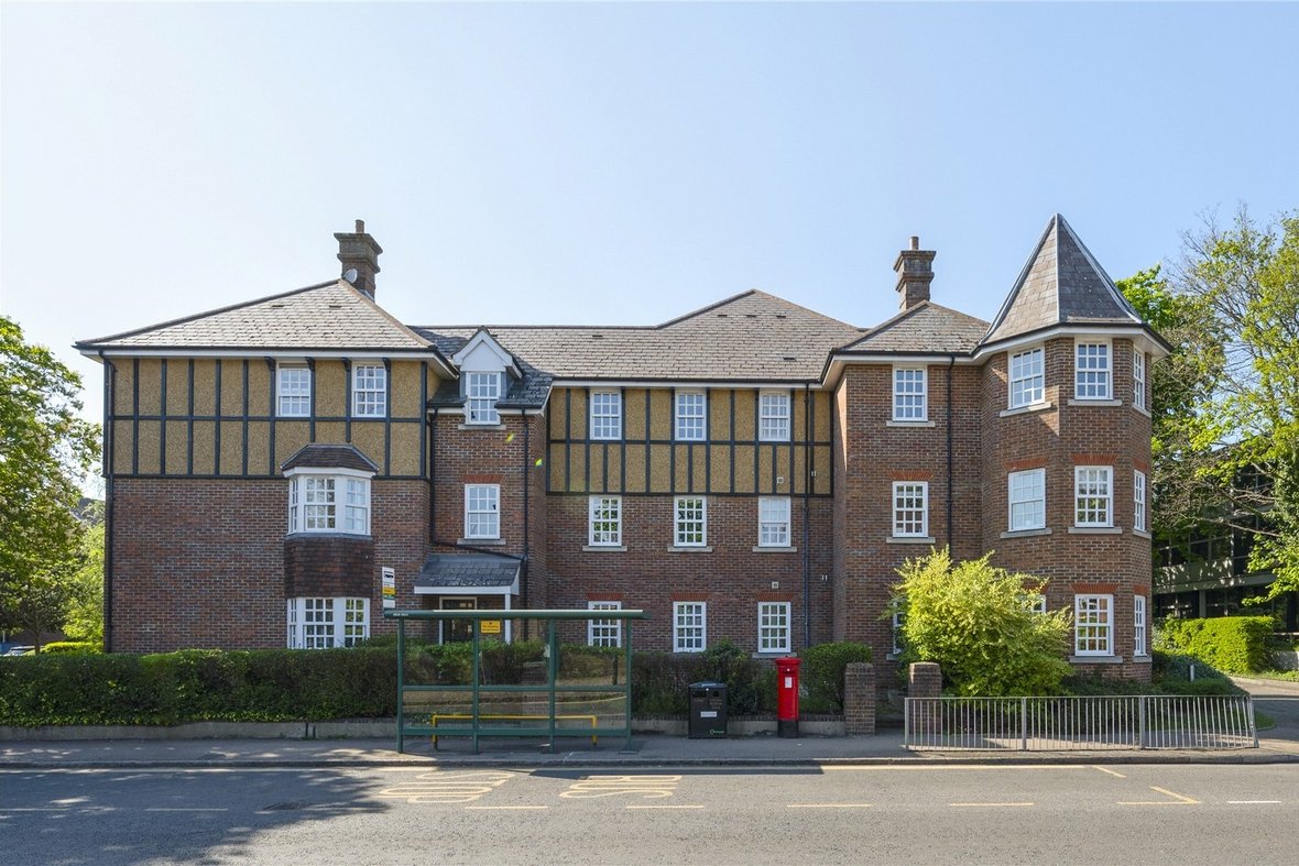 2 Bedroom Apartment Let Agreed in Chime Square, St Peters Street, St. Albans - View 11 - Collinson Hall