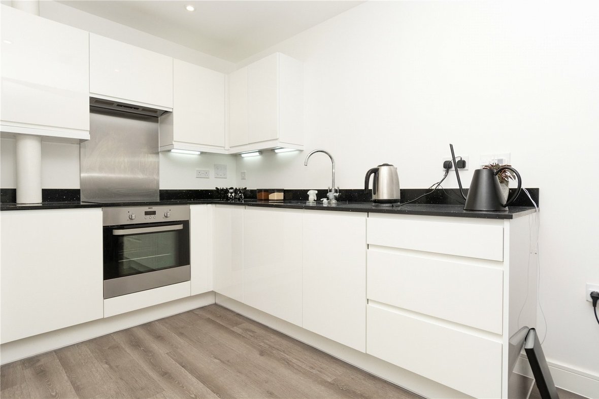 1 Bedroom Apartment Let AgreedApartment Let Agreed in Hansell House, Sutton Road, St. Albans - View 2 - Collinson Hall