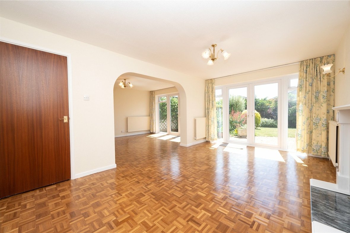 4 Bedroom House Let AgreedHouse Let Agreed in Arretine Close, St. Albans, Hertfordshire - View 2 - Collinson Hall