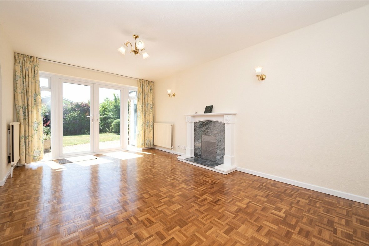 4 Bedroom House Let AgreedHouse Let Agreed in Arretine Close, St. Albans, Hertfordshire - View 3 - Collinson Hall