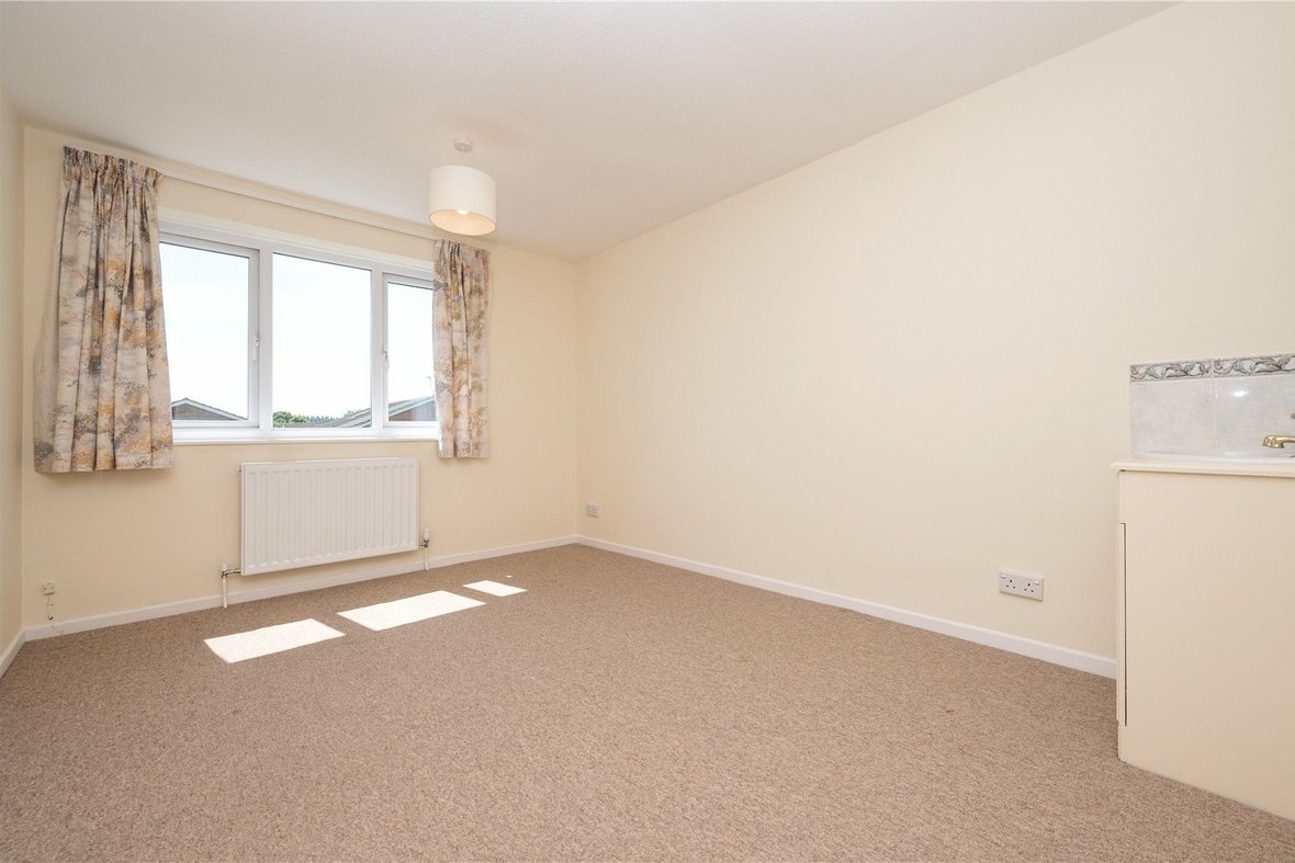 4 Bedroom House Let in Arretine Close, St. Albans, Hertfordshire - View 16 - Collinson Hall