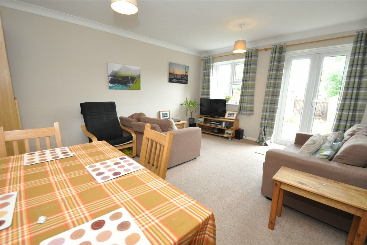 2 Bedroom House Let Agreed in Taylor Close, St. Albans, Hertfordshire - View 6 - Collinson Hall