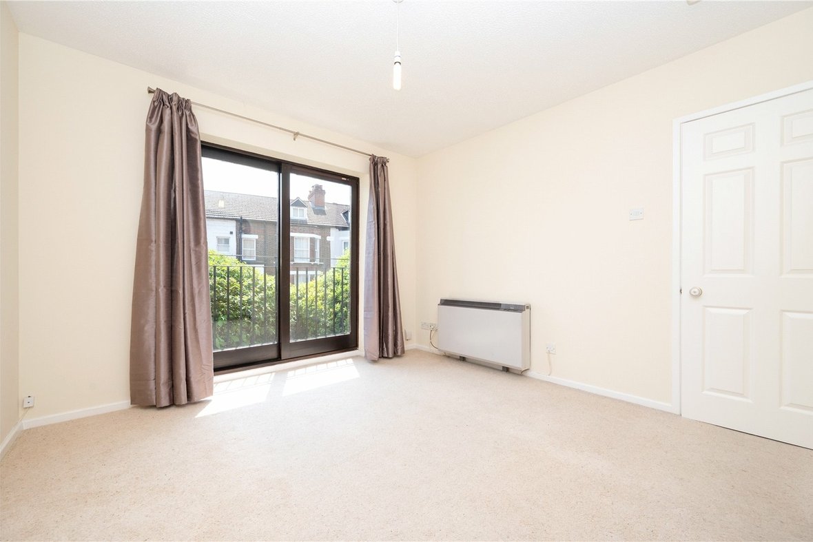 1 Bedroom Apartment Let in Stanhope Road, St. Albans, Hertfordshire - View 5 - Collinson Hall