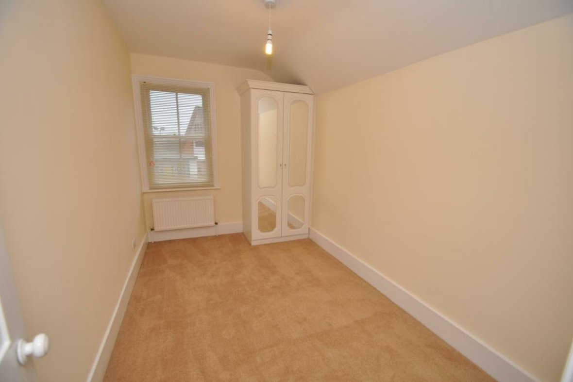 3 Bedroom House Let Agreed in Church Street, St. Albans, Hertfordshire - View 10 - Collinson Hall