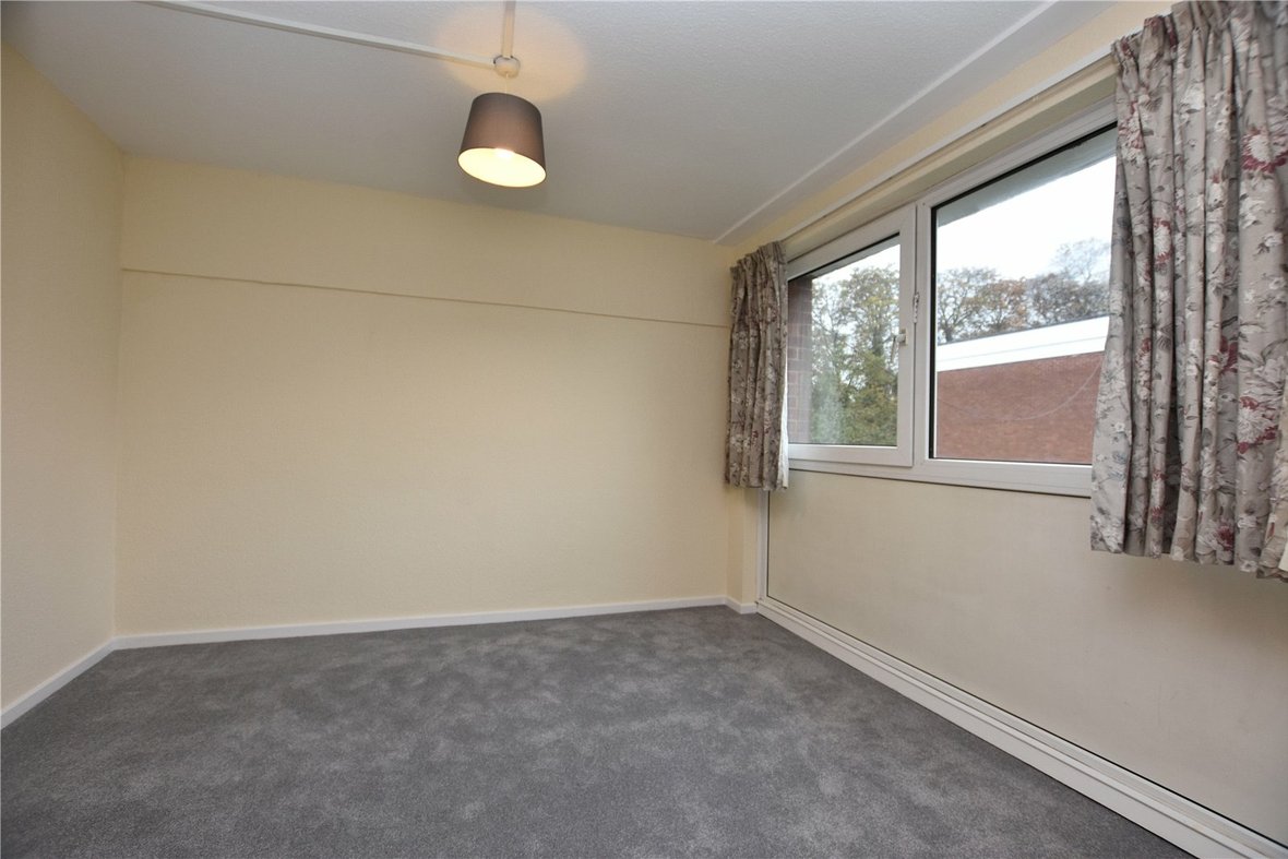 2 Bedroom Apartment Let AgreedApartment Let Agreed in Thirlestane, Lemsford Road, St. Albans - View 5 - Collinson Hall