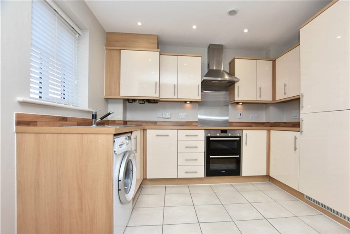 2 Bedroom Apartment Let Agreed in Centaurus Square, Curo Park, Frogmore - View 2 - Collinson Hall
