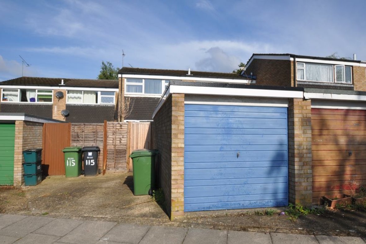 2 Bedroom House Let Agreed in New House Park, St. Albans, Hertfordshire - View 8 - Collinson Hall