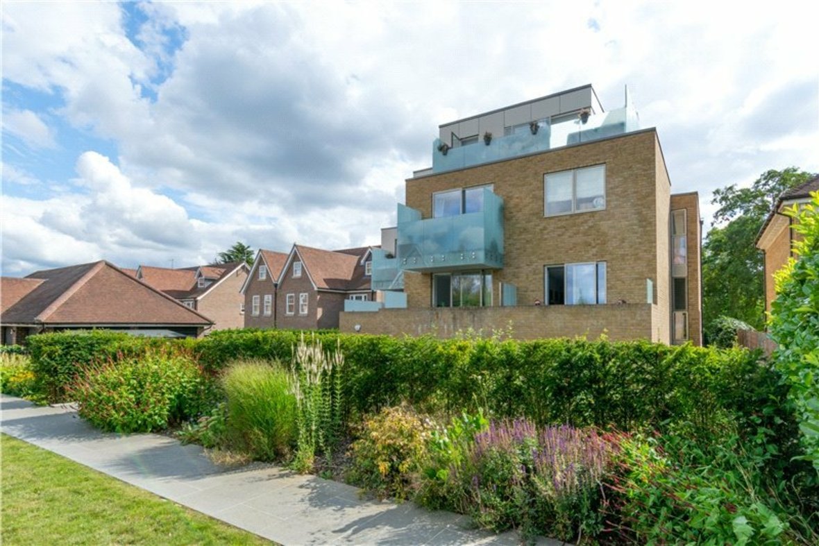 2 Bedroom Apartment Sold Subject to Contract in London Road, St. Albans, Hertfordshire - View 18 - Collinson Hall