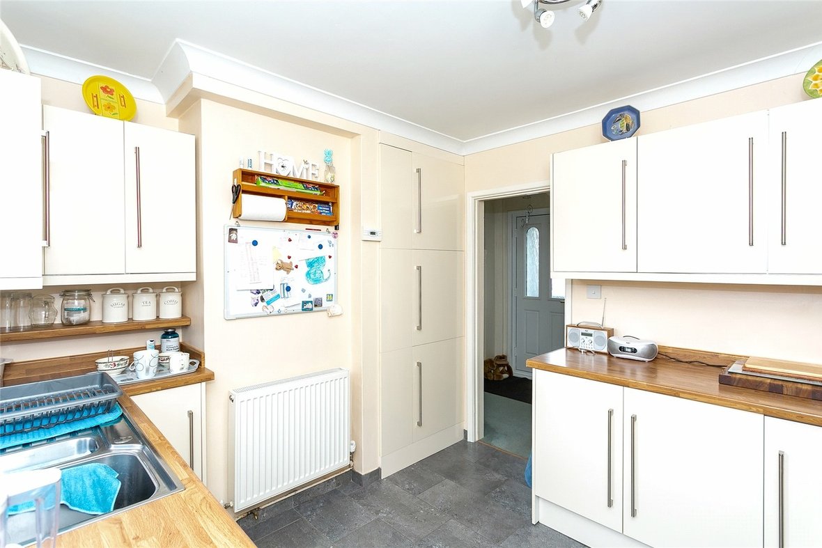 3 Bedroom House New Instruction in Henderson Close, St. Albans, Hertfordshire - View 10 - Collinson Hall