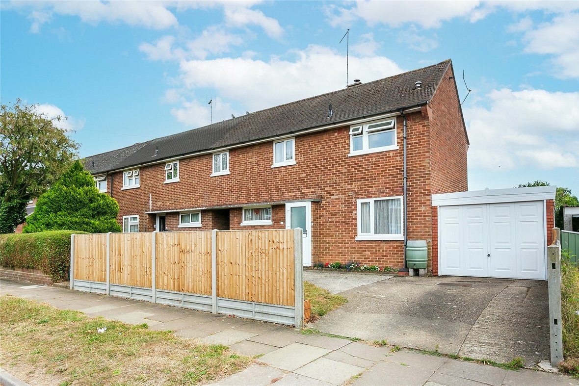 3 Bedroom House New Instruction in Henderson Close, St. Albans, Hertfordshire - View 20 - Collinson Hall