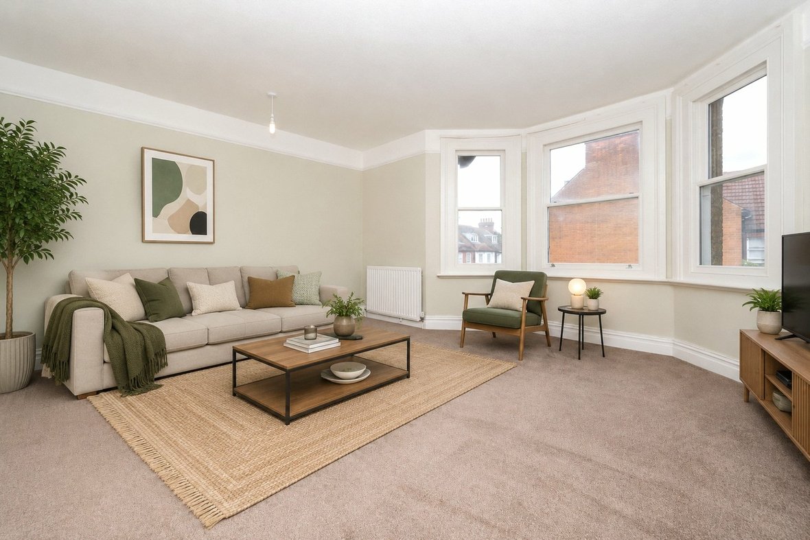 3 Bedroom Maisonette LetMaisonette Let in Britton Avenue, St. Albans, Hertfordshire - View 1 - Collinson Hall