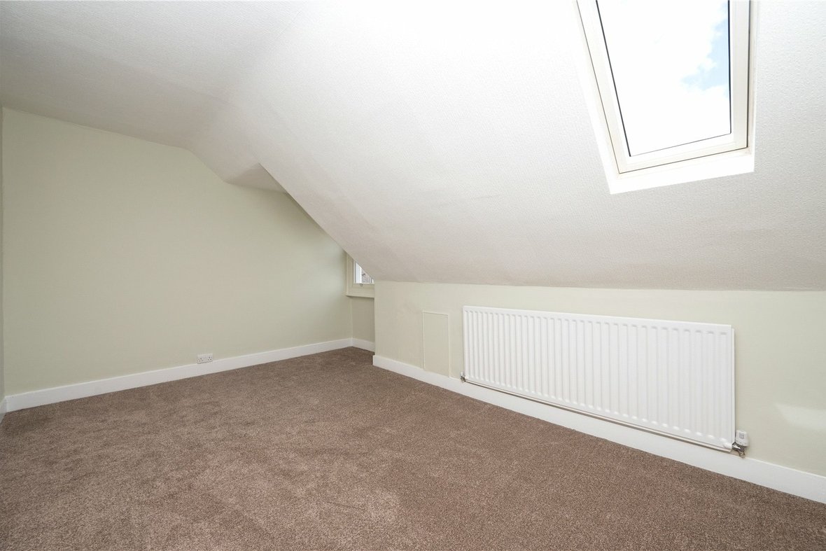 3 Bedroom  Let in Britton Avenue, St. Albans, Hertfordshire - View 12 - Collinson Hall