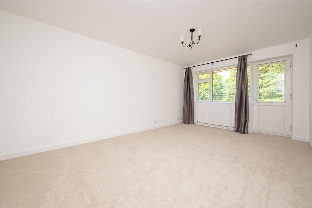 1 Bedroom Apartment LetApartment Let in Cumberland Court, Carlisle Avenue, St. Albans - View 3 - Collinson Hall