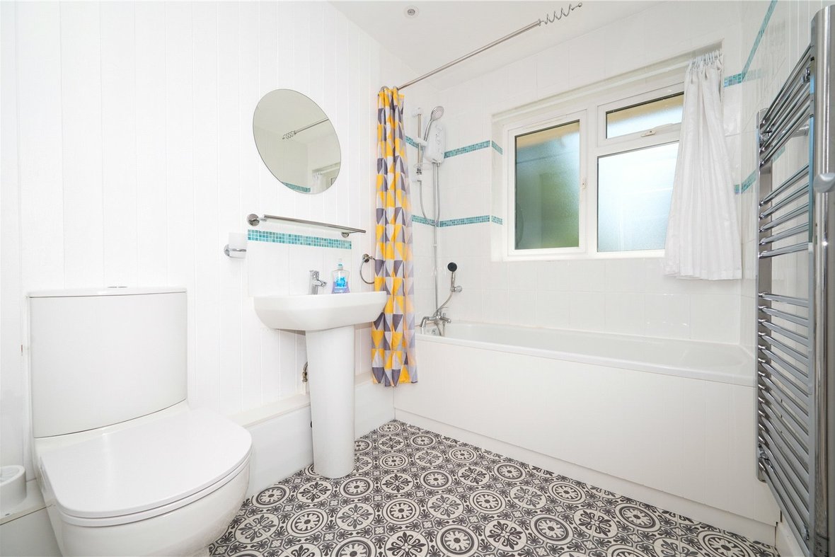 1 Bedroom Apartment LetApartment Let in Cumberland Court, Carlisle Avenue, St. Albans - View 6 - Collinson Hall