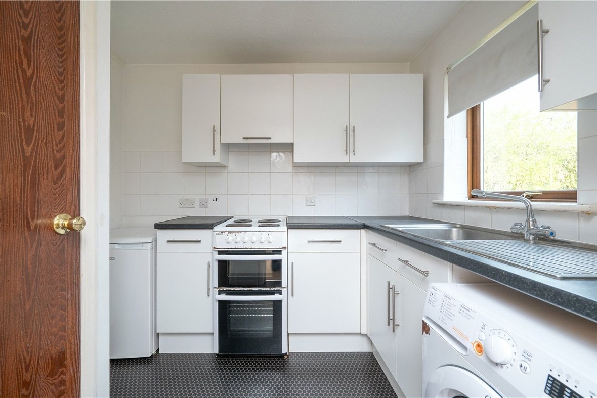 1 Bedroom Apartment To LetApartment To Let in Peakes Place, Granville Road, St. Albans - View 12 - Collinson Hall