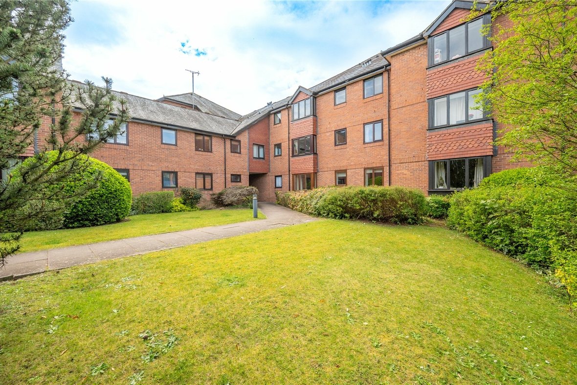 1 Bedroom Apartment To LetApartment To Let in Peakes Place, Granville Road, St. Albans - View 15 - Collinson Hall