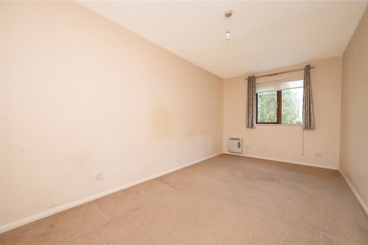 1 Bedroom Apartment To LetApartment To Let in Peakes Place, Granville Road, St. Albans - View 13 - Collinson Hall