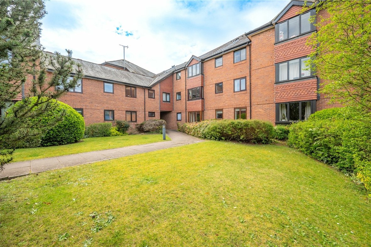 1 Bedroom Apartment To LetApartment To Let in Peakes Place, Granville Road, St. Albans - View 6 - Collinson Hall