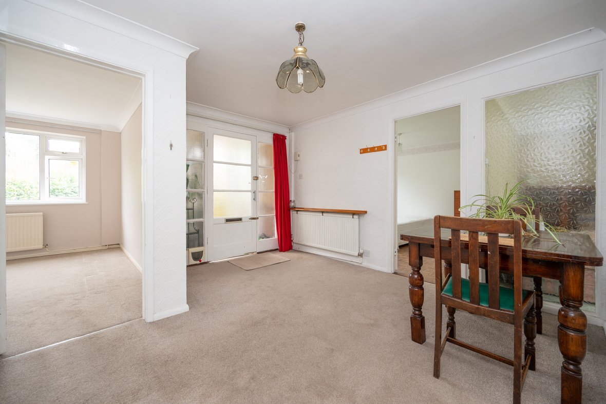 2 Bedroom Bungalow For SaleBungalow For Sale in Spooners Drive, Park Street, St. Albans - View 14 - Collinson Hall
