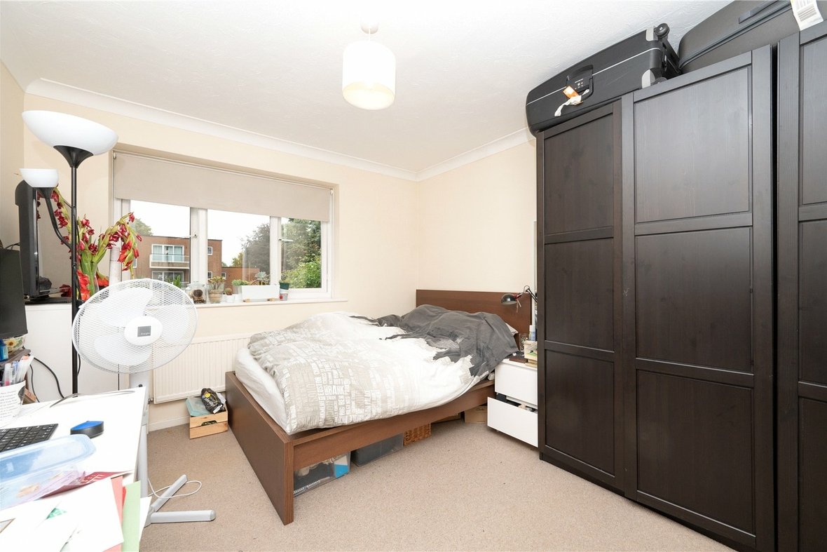 3 Bedroom Apartment LetApartment Let in Rowlatt Court, Hillside Road, St. Albans - View 10 - Collinson Hall