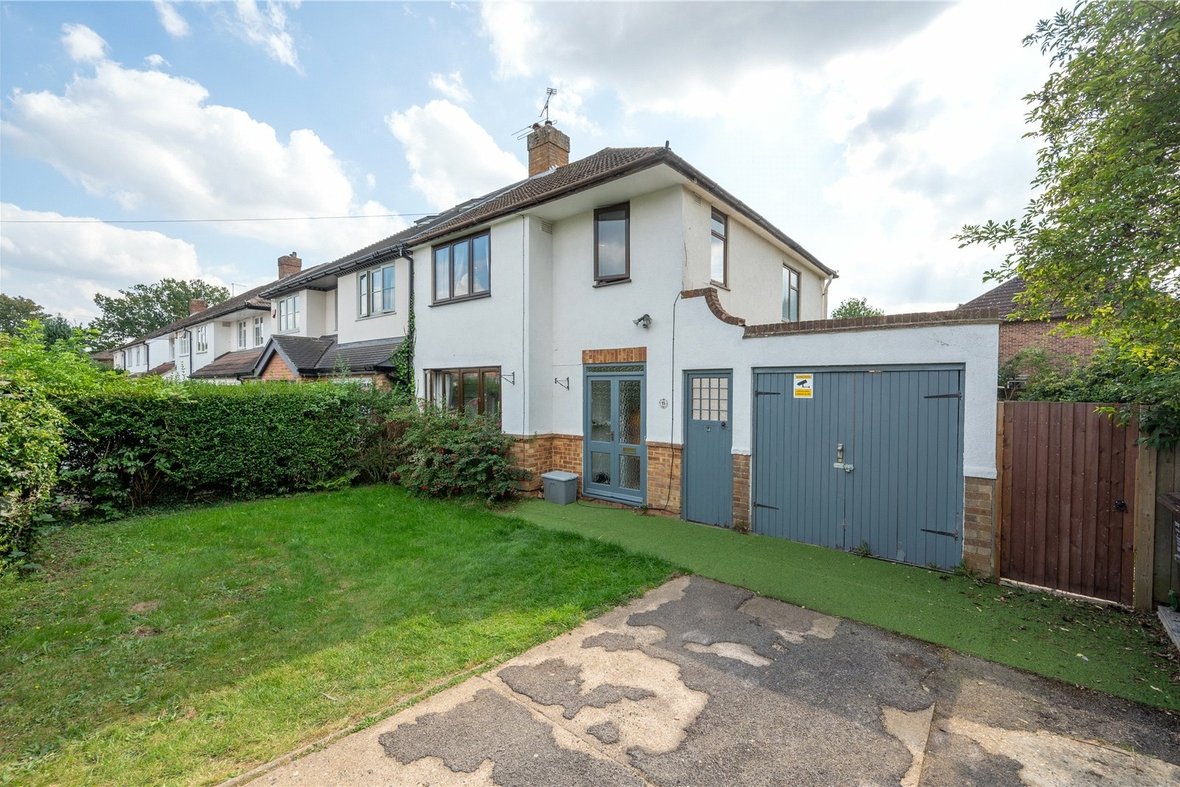 3 Bedroom House Let AgreedHouse Let Agreed in Stanmount Road, St. Albans, Hertfordshire - View 1 - Collinson Hall