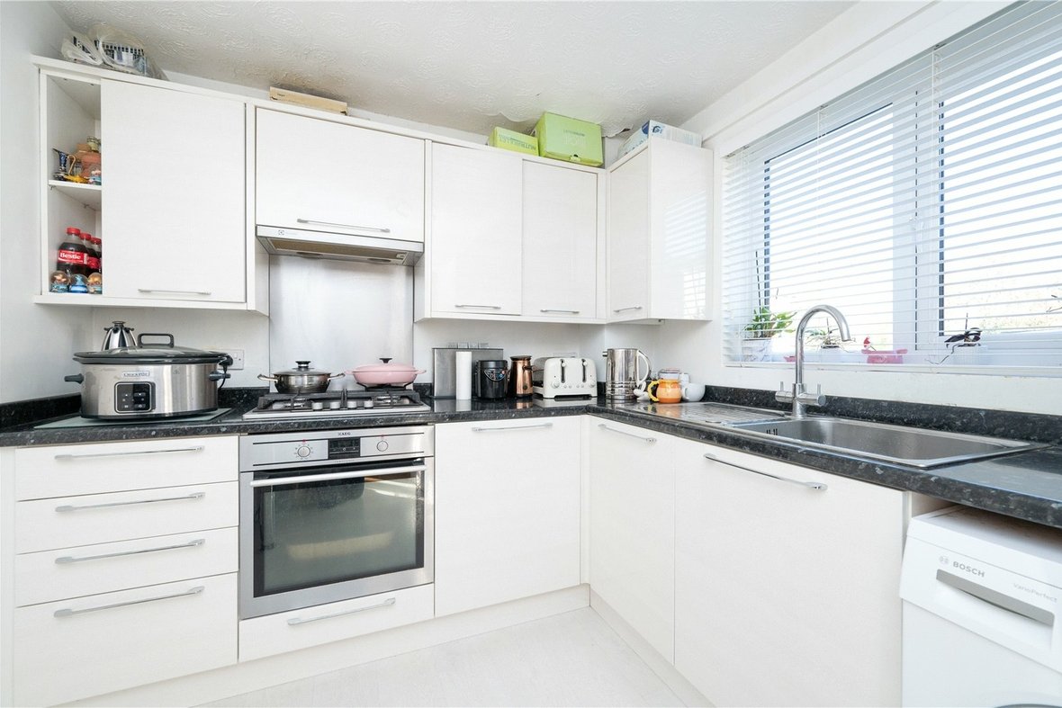 2 Bedroom House For SaleHouse For Sale in Belvedere Gardens, Watford Road, St. Albans - View 10 - Collinson Hall