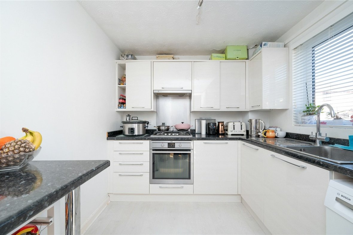 2 Bedroom House For SaleHouse For Sale in Belvedere Gardens, Watford Road, St. Albans - View 4 - Collinson Hall