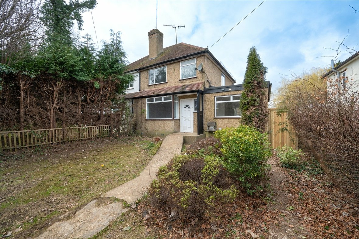 3 Bedroom House Sold Subject to ContractHouse Sold Subject to Contract in St Albans Road, Sandridge, St. Albans - View 1 - Collinson Hall
