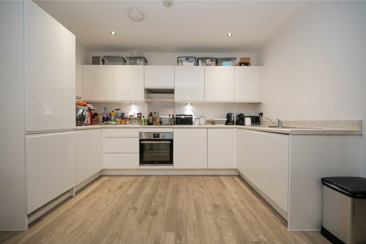 1 Bedroom Apartment Let AgreedApartment Let Agreed in Hedley Road, St. Albans, Hertfordshire - View 3 - Collinson Hall