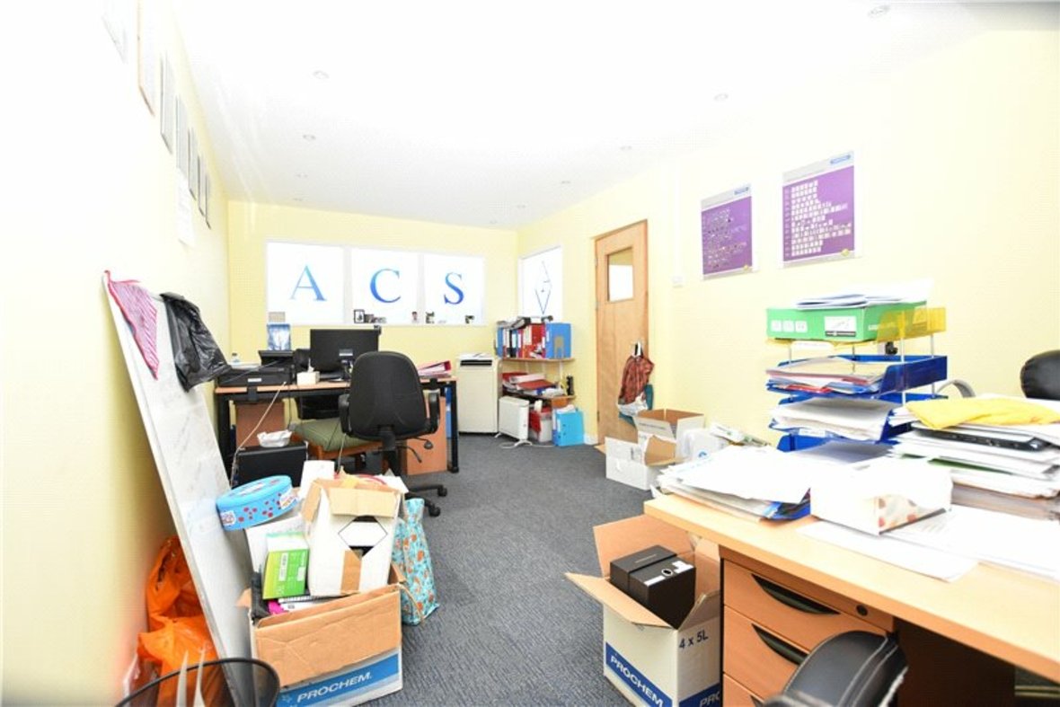 Commercial property Let Agreed in St. Albans Road, Sandridge, St. Albans - View 11 - Collinson Hall