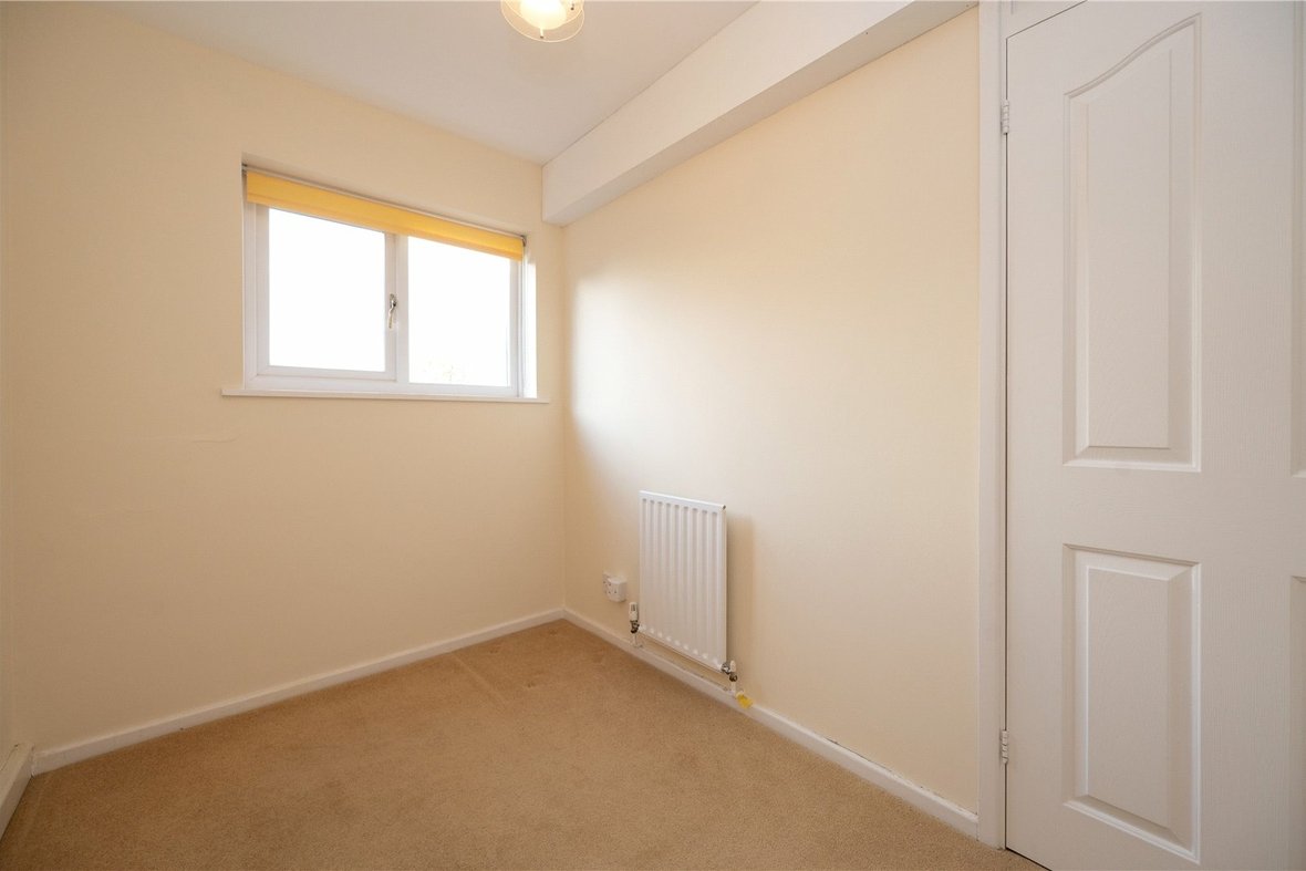 3 Bedroom House Let AgreedHouse Let Agreed in College Street, St. Albans, Hertfordshire - View 9 - Collinson Hall