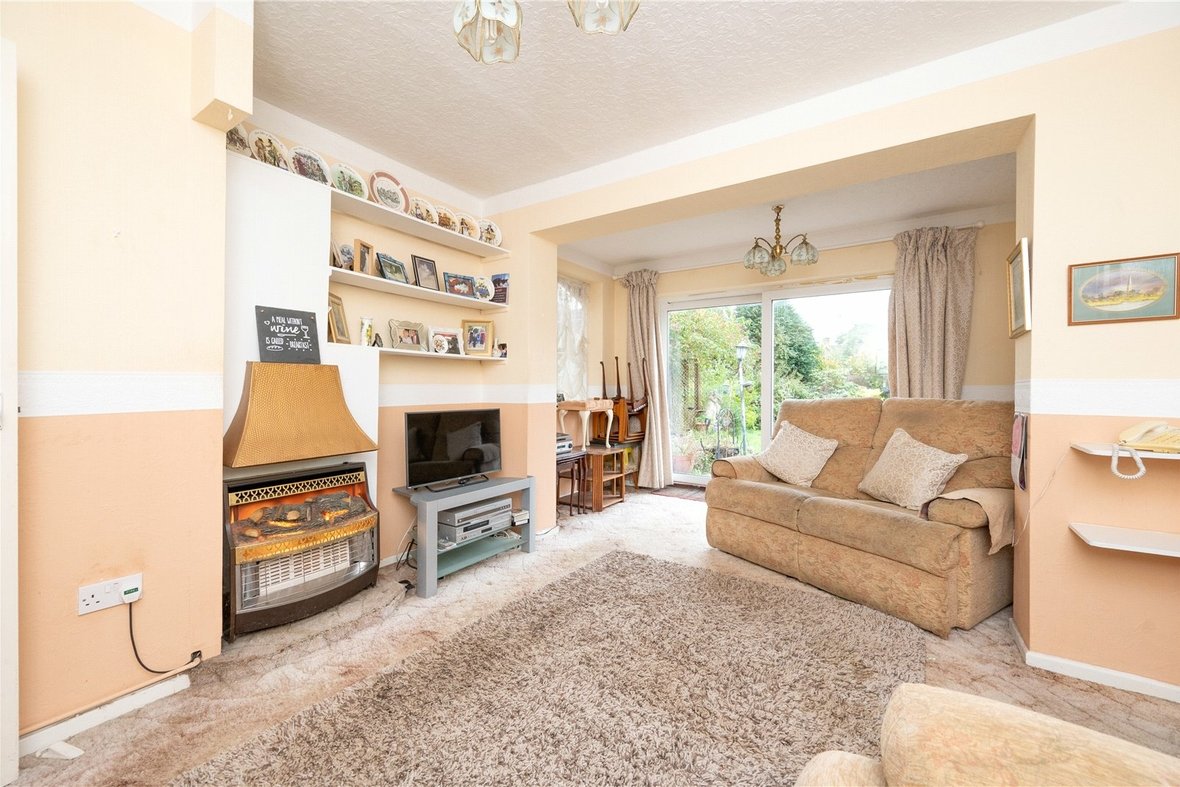 3 Bedroom House For SaleHouse For Sale in Manor Road, London Colney, St. Albans - View 2 - Collinson Hall