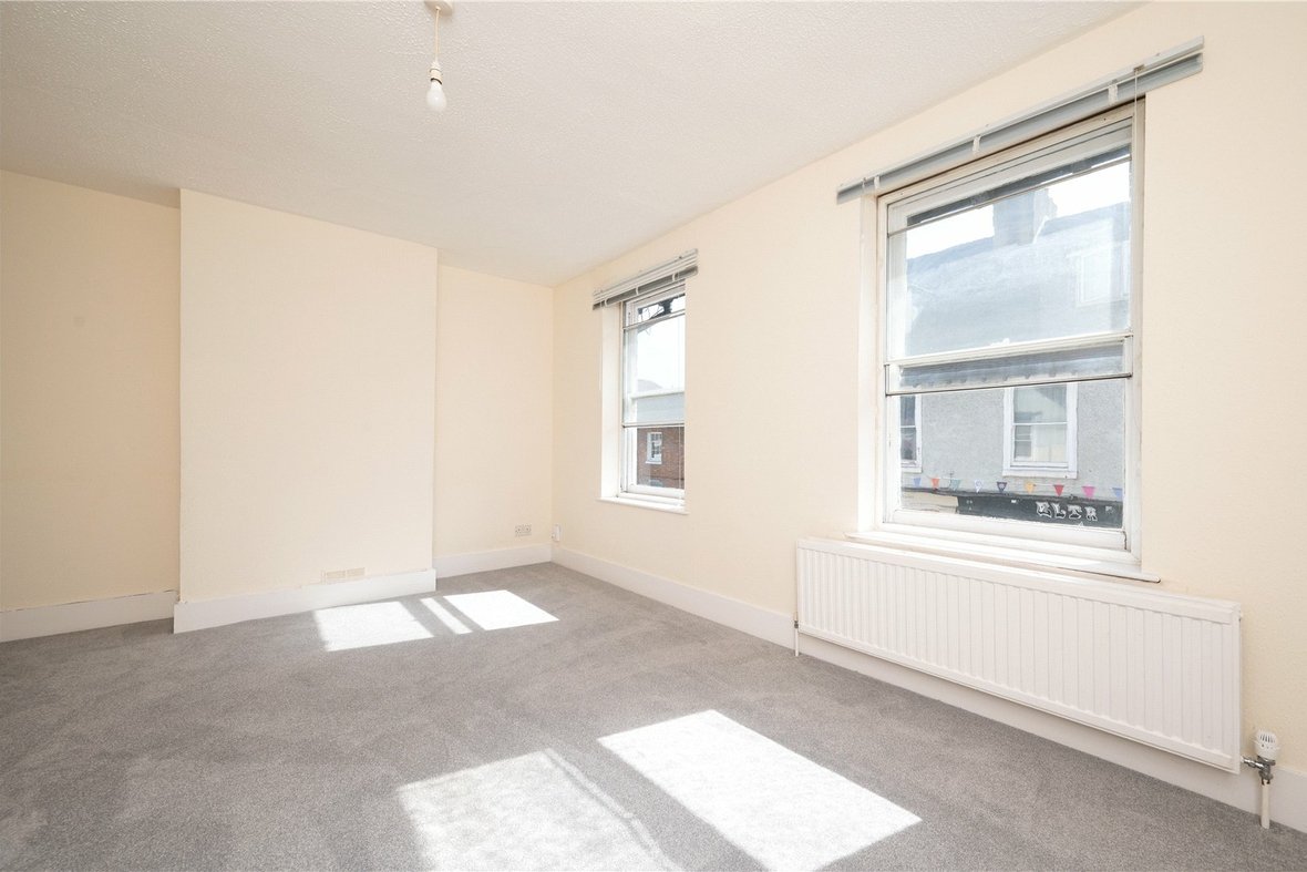 2 Bedroom Maisonette To LetMaisonette To Let in Catherine Street, St. Albans, Hertfordshire - View 3 - Collinson Hall