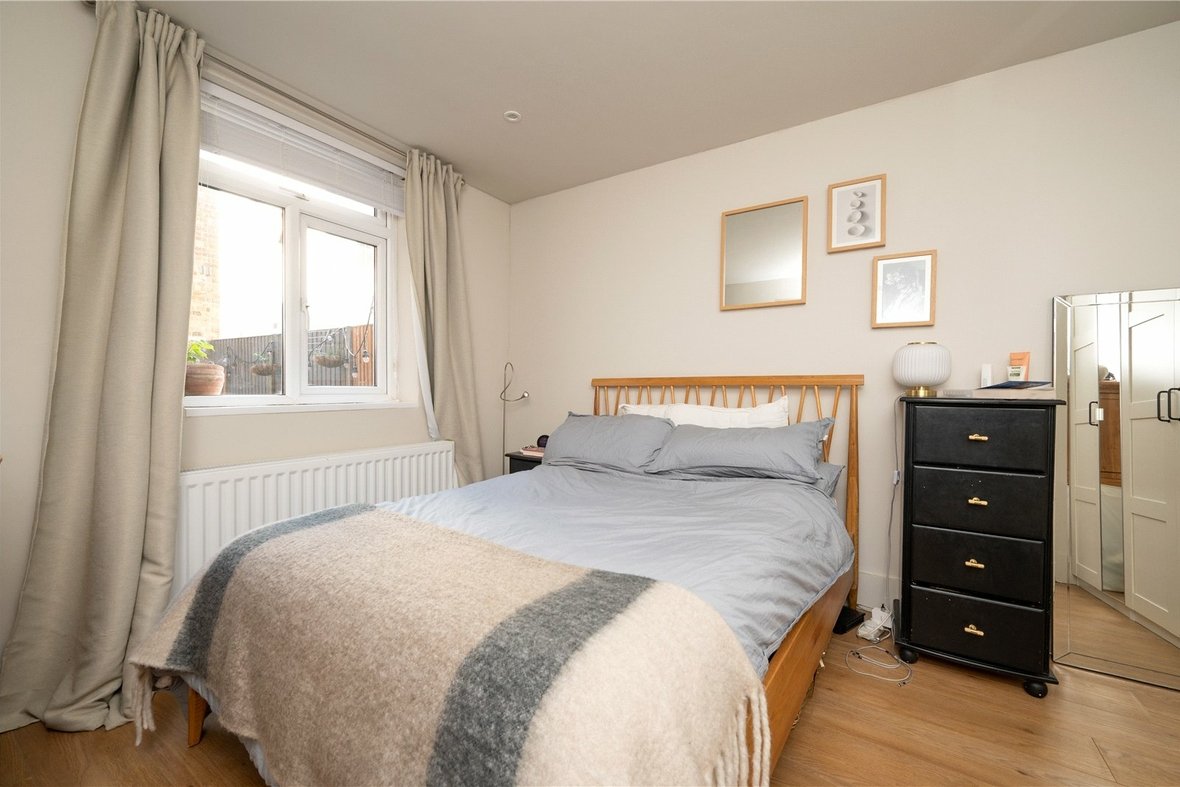 2 Bedroom Apartment LetApartment Let in Grosvenor Road, St. Albans - View 4 - Collinson Hall