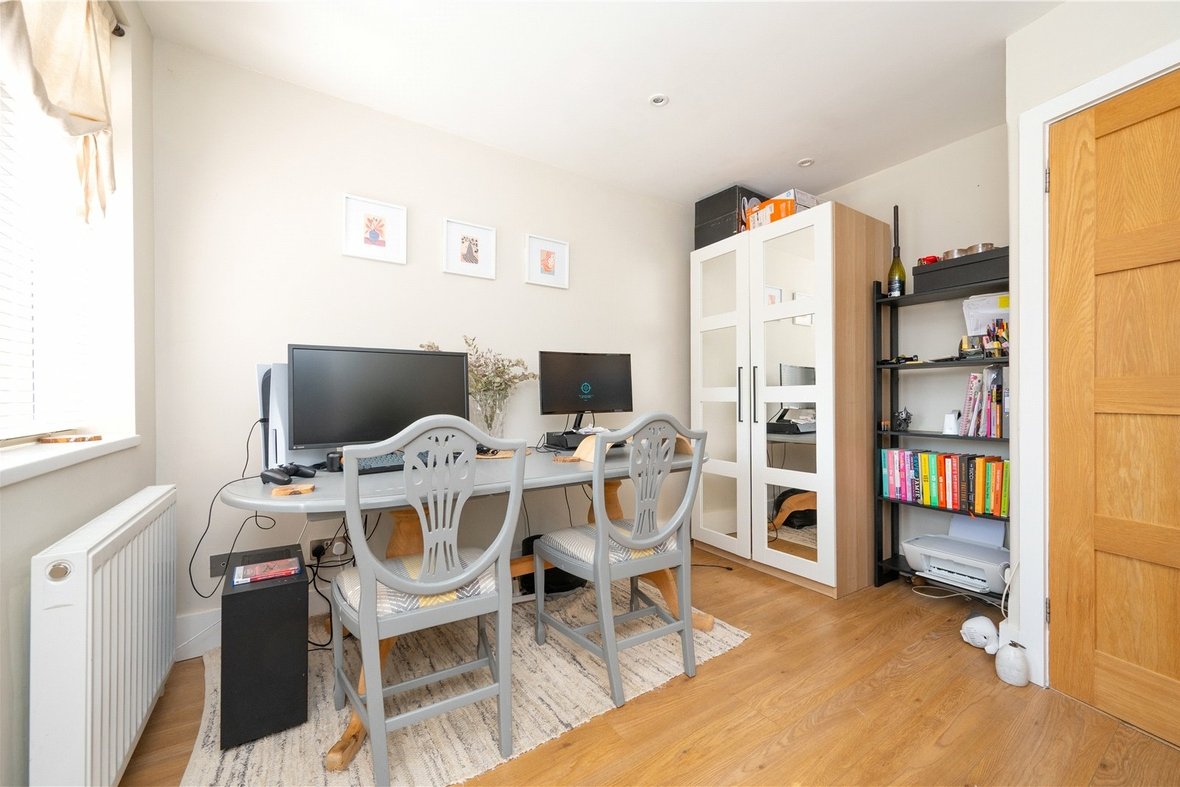 2 Bedroom Apartment LetApartment Let in Grosvenor Road, St. Albans - View 8 - Collinson Hall