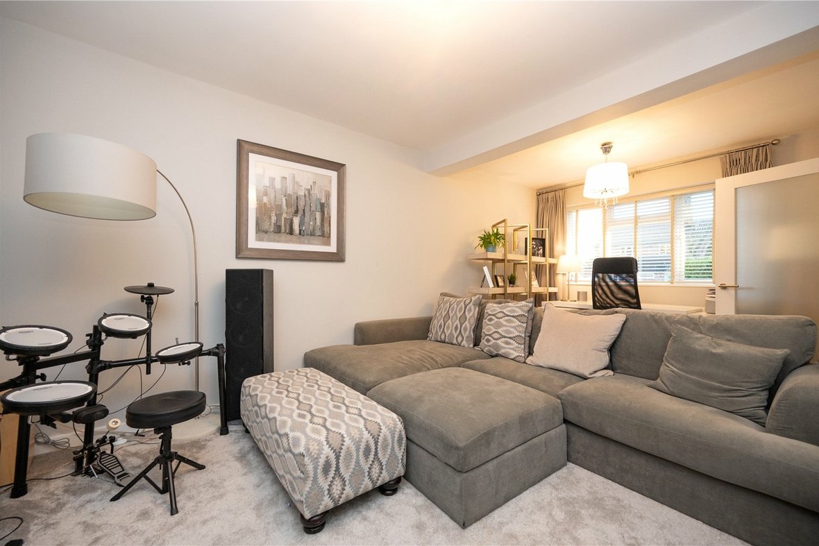 4 Bedroom House To LetHouse To Let in Carnegie Road, St. Albans, Hertfordshire - View 4 - Collinson Hall