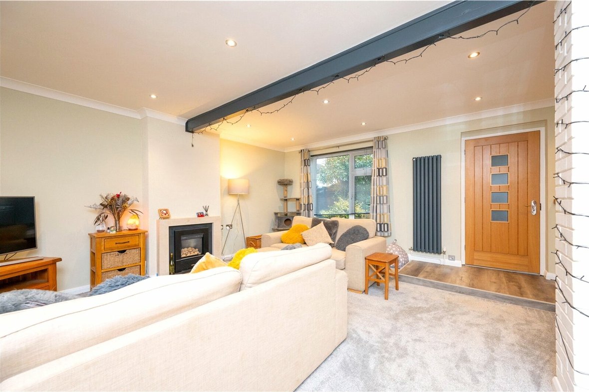 3 Bedroom House New InstructionHouse New Instruction in Mount Drive, Park Street, St. Albans - View 14 - Collinson Hall