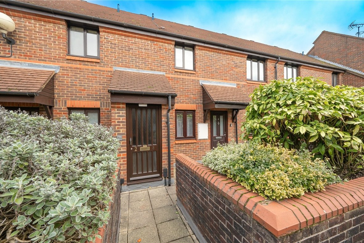 1 Bedroom Apartment LetApartment Let in Art School Yard, St. Albans, Hertfordshire - View 9 - Collinson Hall