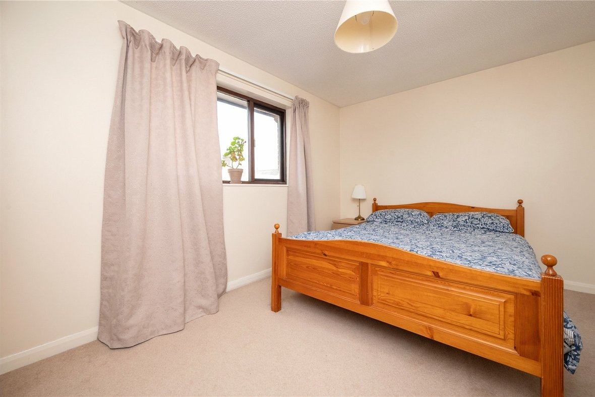 1 Bedroom Apartment LetApartment Let in Art School Yard, St. Albans, Hertfordshire - View 6 - Collinson Hall