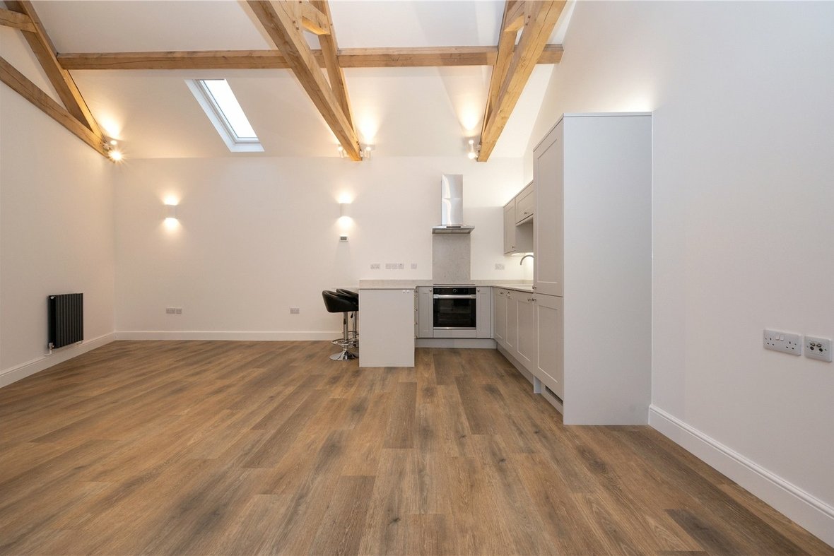 Apartment Let in Harpenden Road, St. Albans, Hertfordshire - View 9 - Collinson Hall