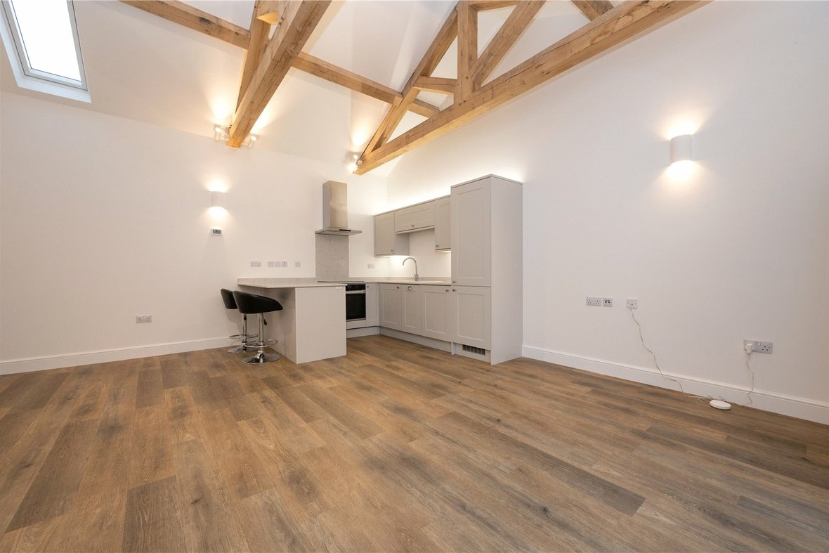 Apartment Let in Harpenden Road, St. Albans, Hertfordshire - View 5 - Collinson Hall