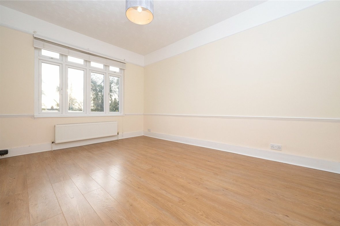 2 Bedroom Apartment LetApartment Let in Grosvenor Road, St. Albans - View 8 - Collinson Hall