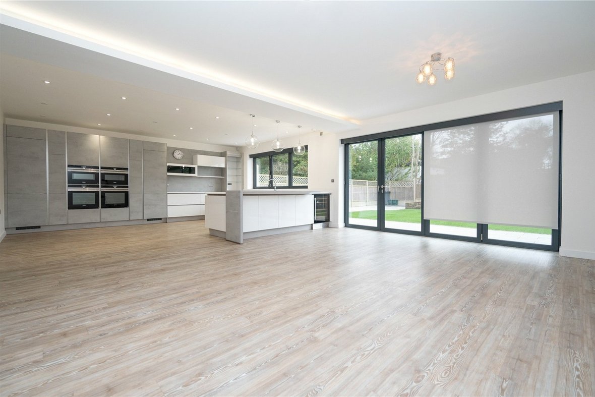 5 Bedroom House LetHouse Let in Watford Road, St. Albans, Hertfordshire - View 4 - Collinson Hall