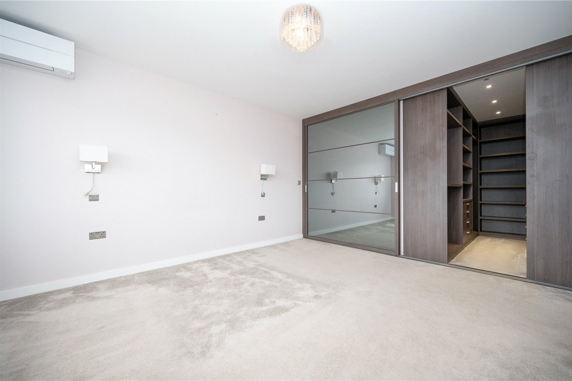5 Bedroom House LetHouse Let in Watford Road, St. Albans, Hertfordshire - View 7 - Collinson Hall